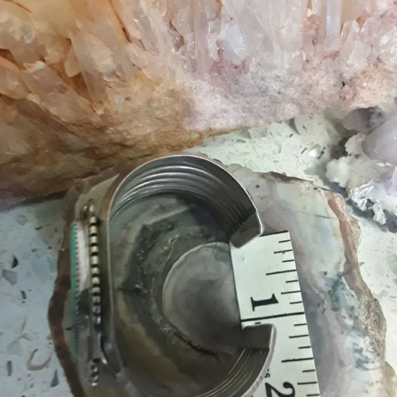 🚫SOLD🚫Vtg Sterling Navajo Turquoise Cuff - Picture 6 of 8